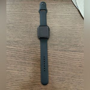 Apple Watch Series 5- 44mm